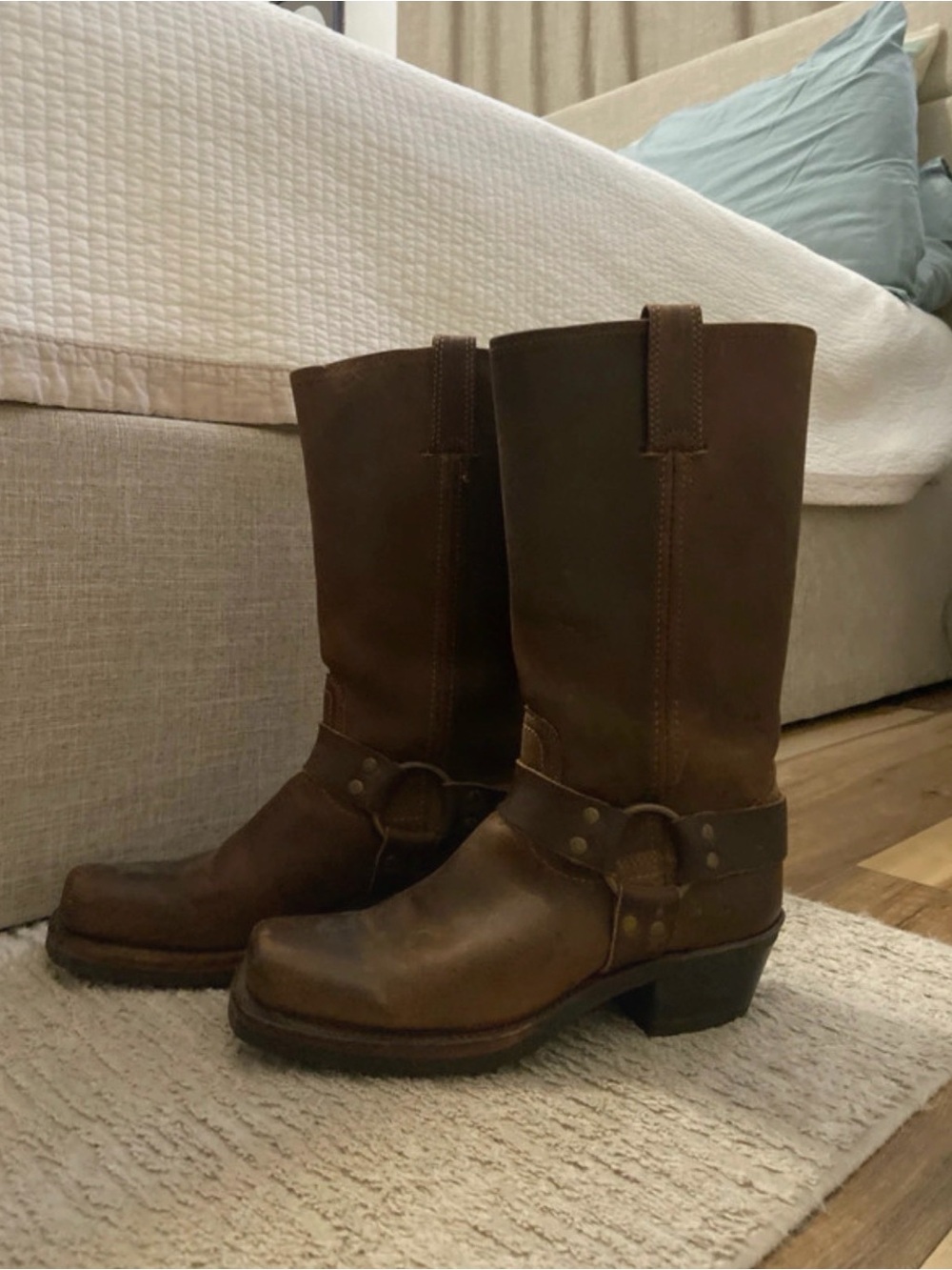Frye Harness 12r brown boots